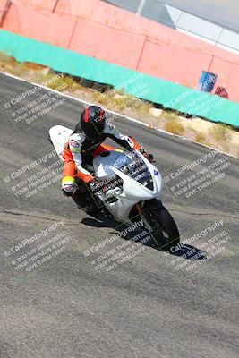 media/Oct-15-2022-TrackXperience (Sat) [[8f70b8b0be]]/Group 2/session 2 turn 3 and 4/